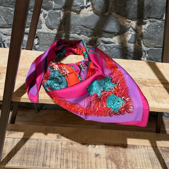 Hermes Accessories - Hermès Purple Magenta "Guépards" 90cm Silk Square Scarf
